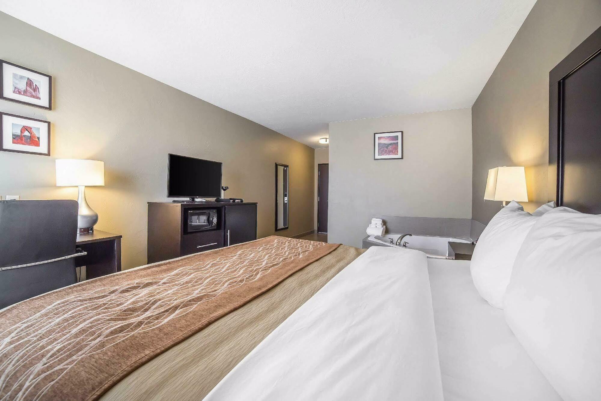 Comfort Inn & Suites Vernal - National Monument Area Εξωτερικό φωτογραφία